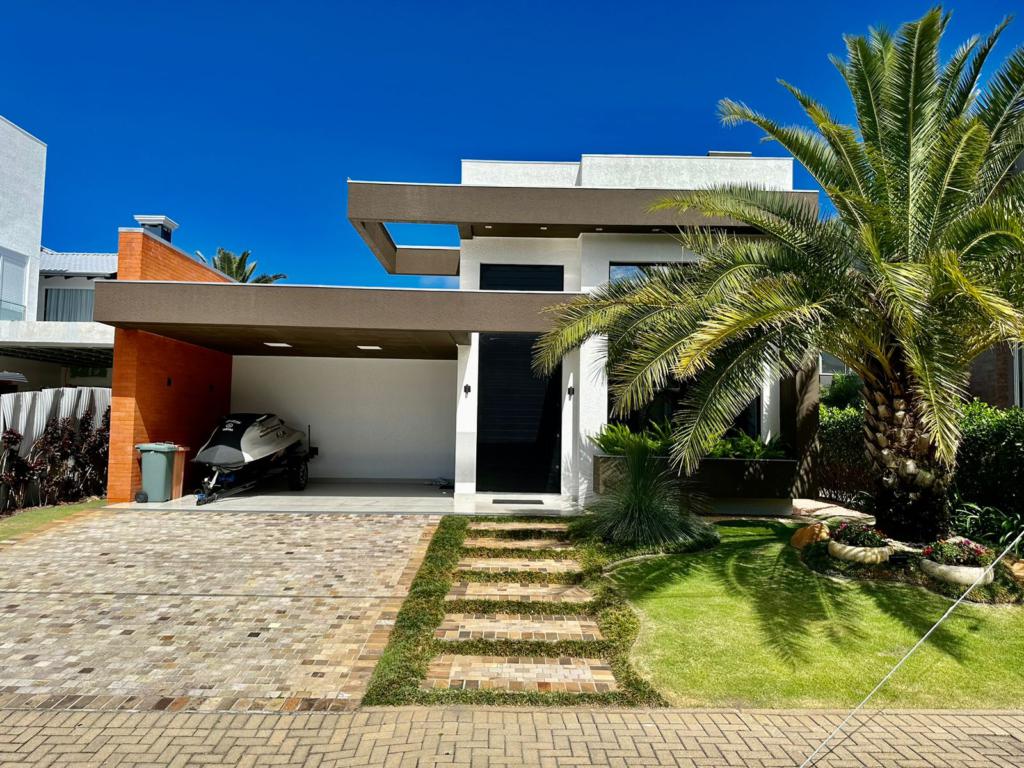 Casa em Condomínio 4 dormitórios para venda, Sambaqui em Capão da Canoa | Ref.: 372